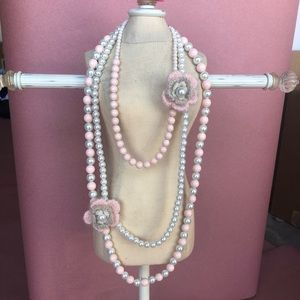 Pink and white multi layer pearl necklace